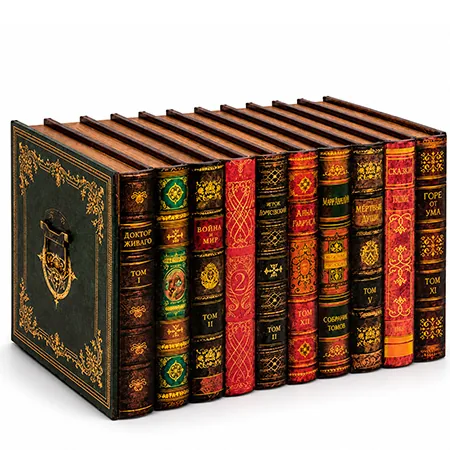 Коробка в виде ряда старинных книг с золотым тиснением